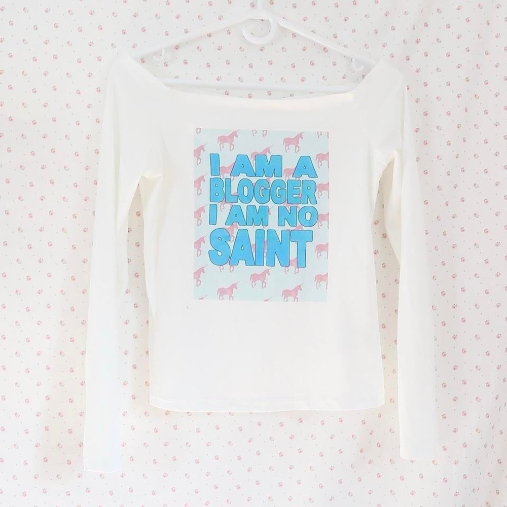 cream off shoulder long sleeve graphic top blogger slogan y2k